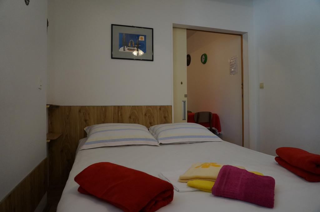 Rooms & Apartments Tepsa - Centre Hvar Town Eksteriør bilde