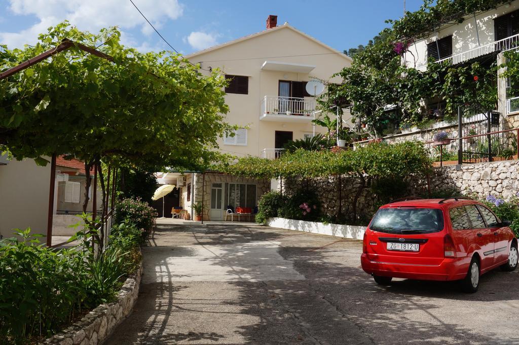 Rooms & Apartments Tepsa - Centre Hvar Town Eksteriør bilde