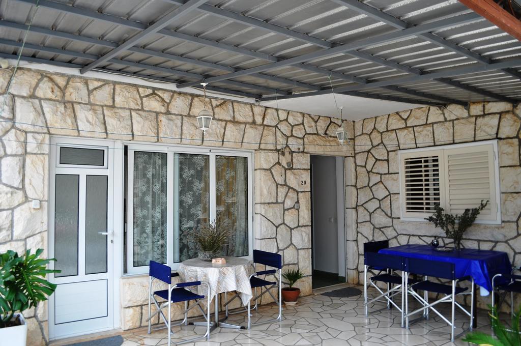 Rooms & Apartments Tepsa - Centre Hvar Town Eksteriør bilde