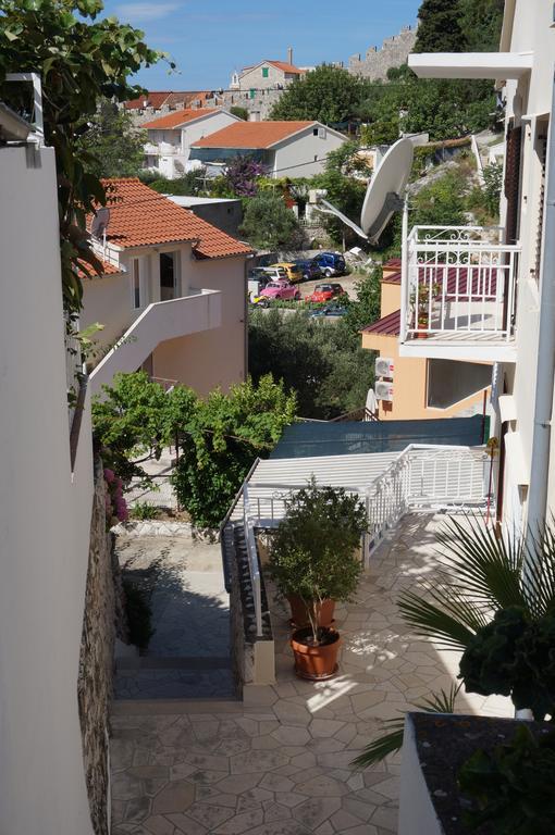 Rooms & Apartments Tepsa - Centre Hvar Town Eksteriør bilde