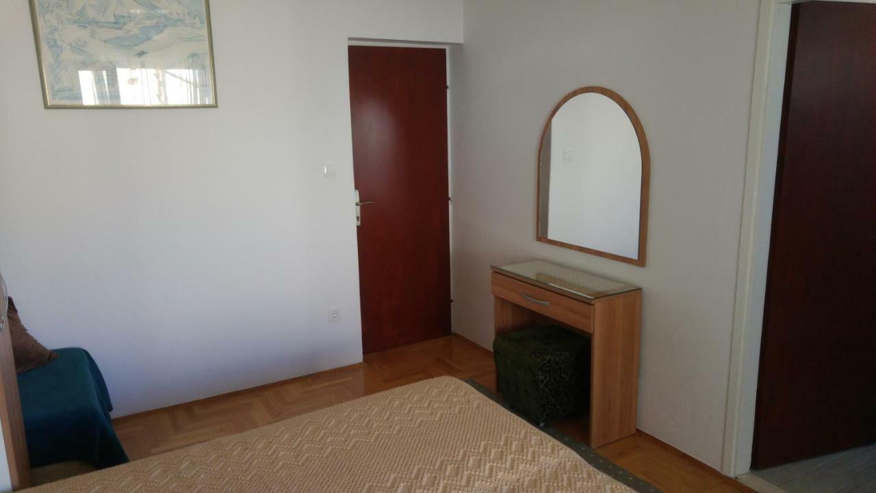 Rooms & Apartments Tepsa - Centre Hvar Town Eksteriør bilde